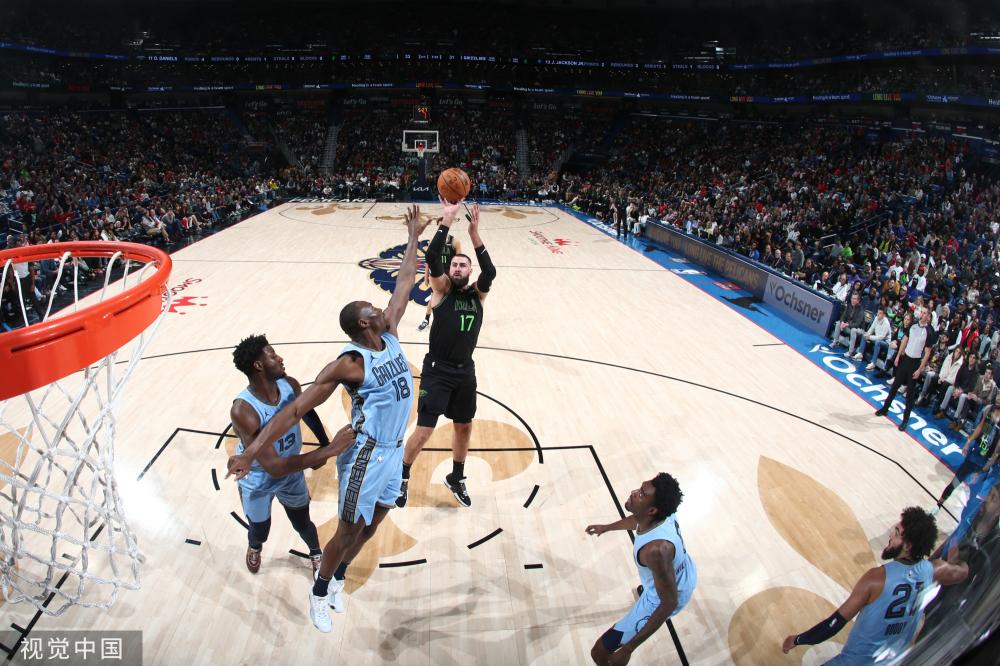 万面前的一 万面前的一