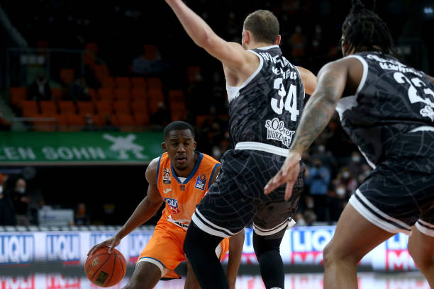 力不容忽视 力不容忽视